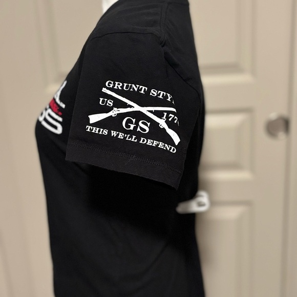 Women’s Grunt Style Black Beautiful Badass Tee - Picture 2 of 6